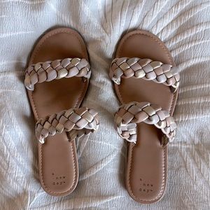Braided sandals wide fit, size 9 1/2